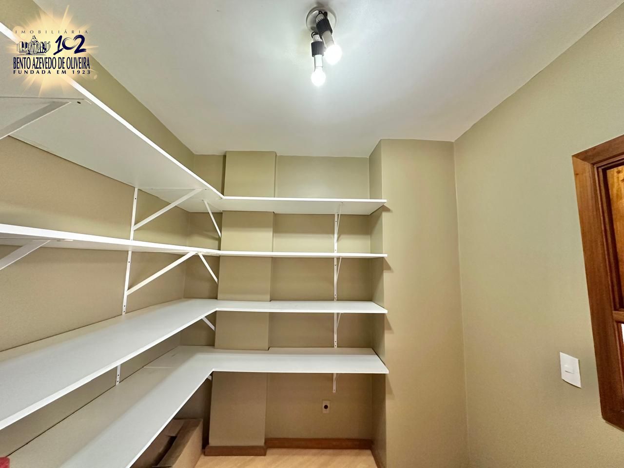 primeiro andar -  despensa área de serviço