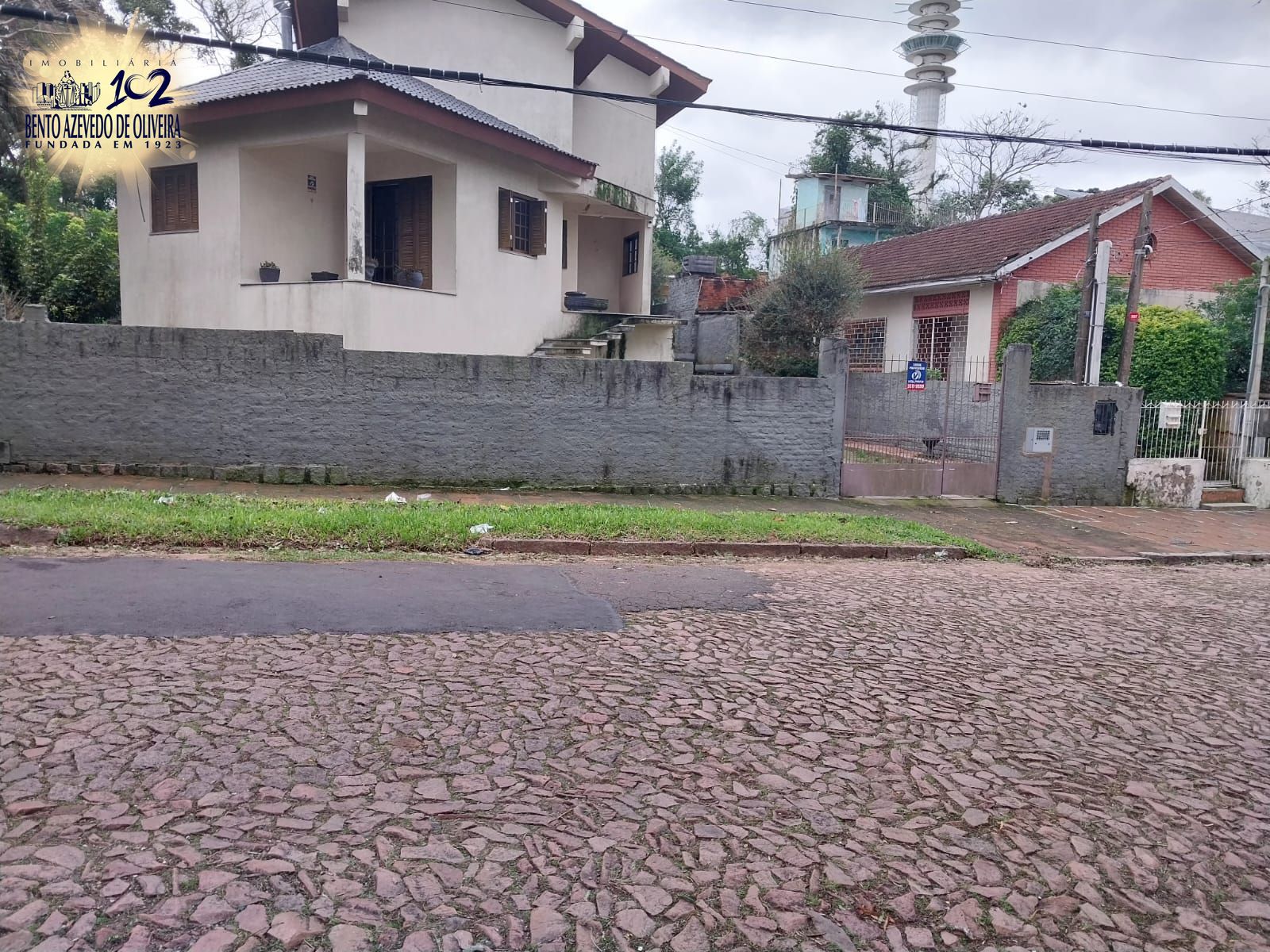 Casa, 5 quartos, 304 m² - Foto 1