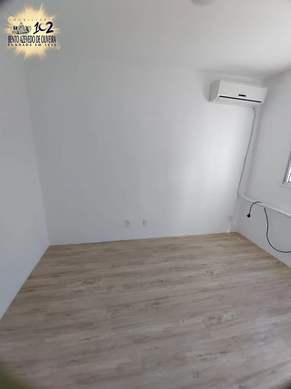 QUARTO CASAL