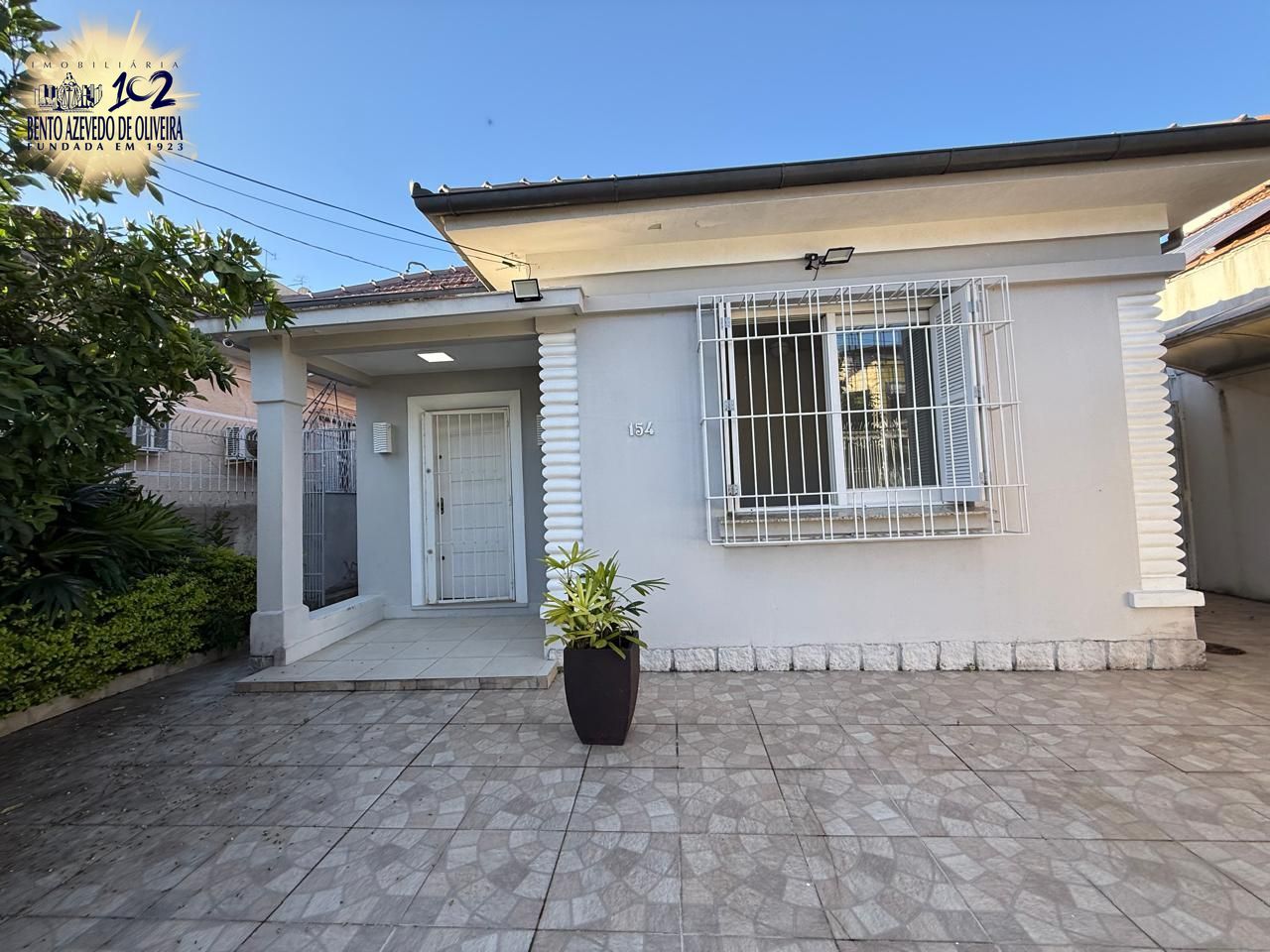 Casa, 3 quartos, 200 m² - Foto 1