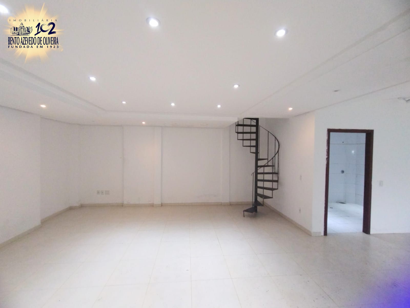 Casa, 3 quartos, 244 m² - Foto 4