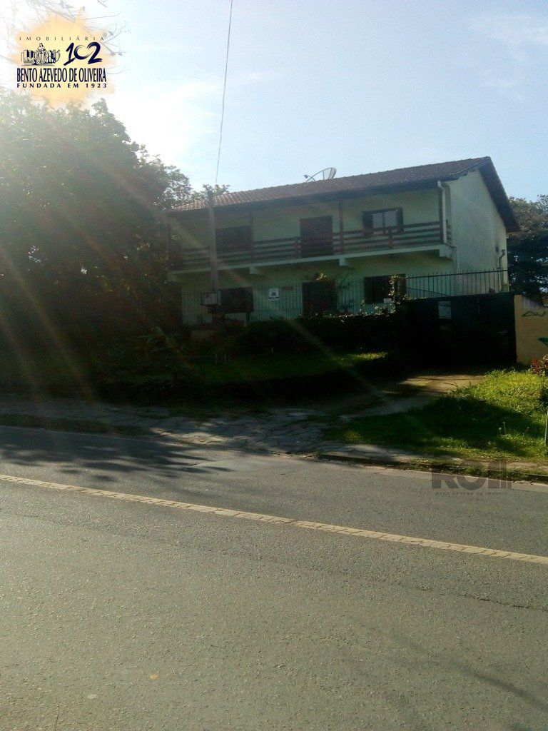 Casa, 3 quartos, 214 m² - Foto 1