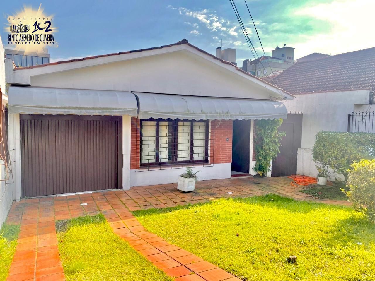 Casa, 3 quartos, 220 m² - Foto 1