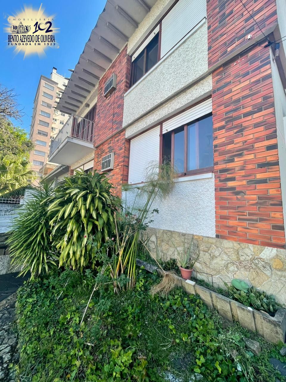 Casa, 4 quartos, 228 m² - Foto 1
