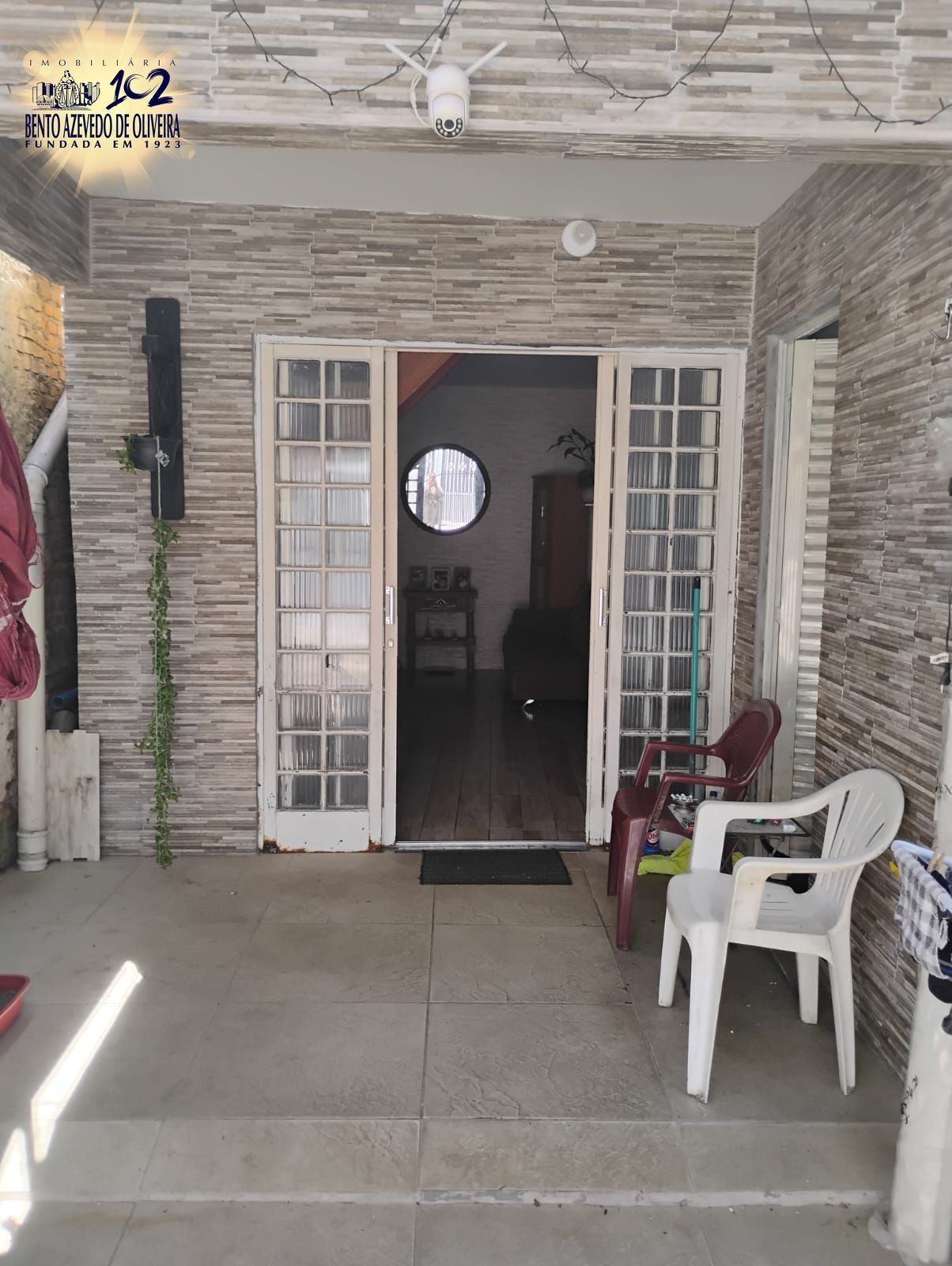 Casa, 2 quartos, 70 m² - Foto 1