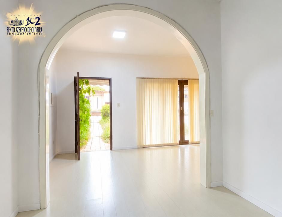 Casa, 3 quartos, 220 m² - Foto 2