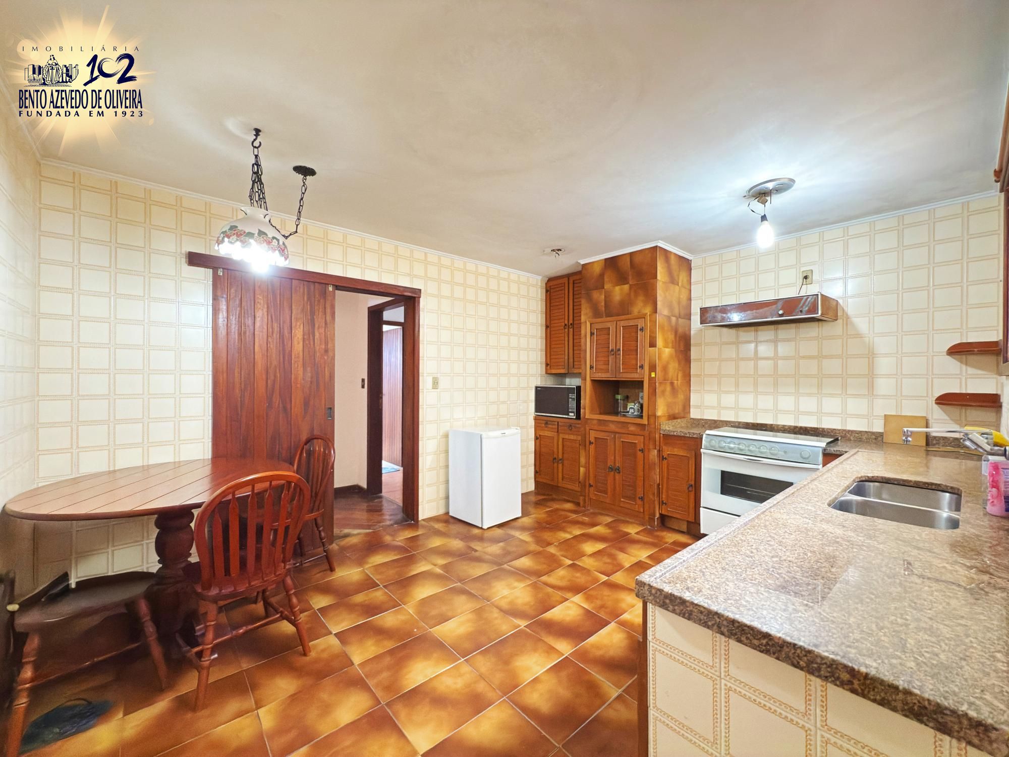 Casa, 3 quartos, 252 m² - Foto 14