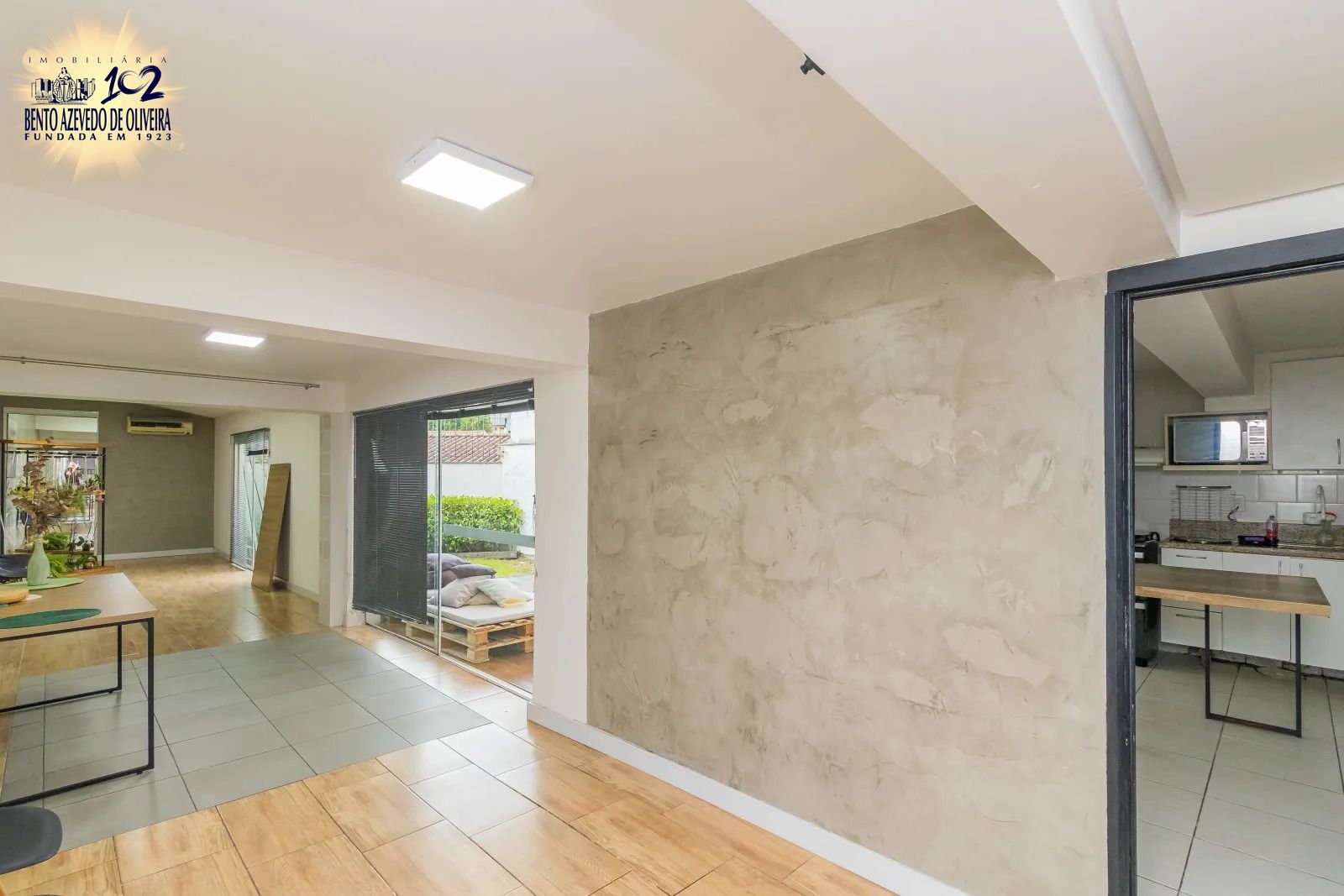 Casa, 4 quartos, 337 m² - Foto 1