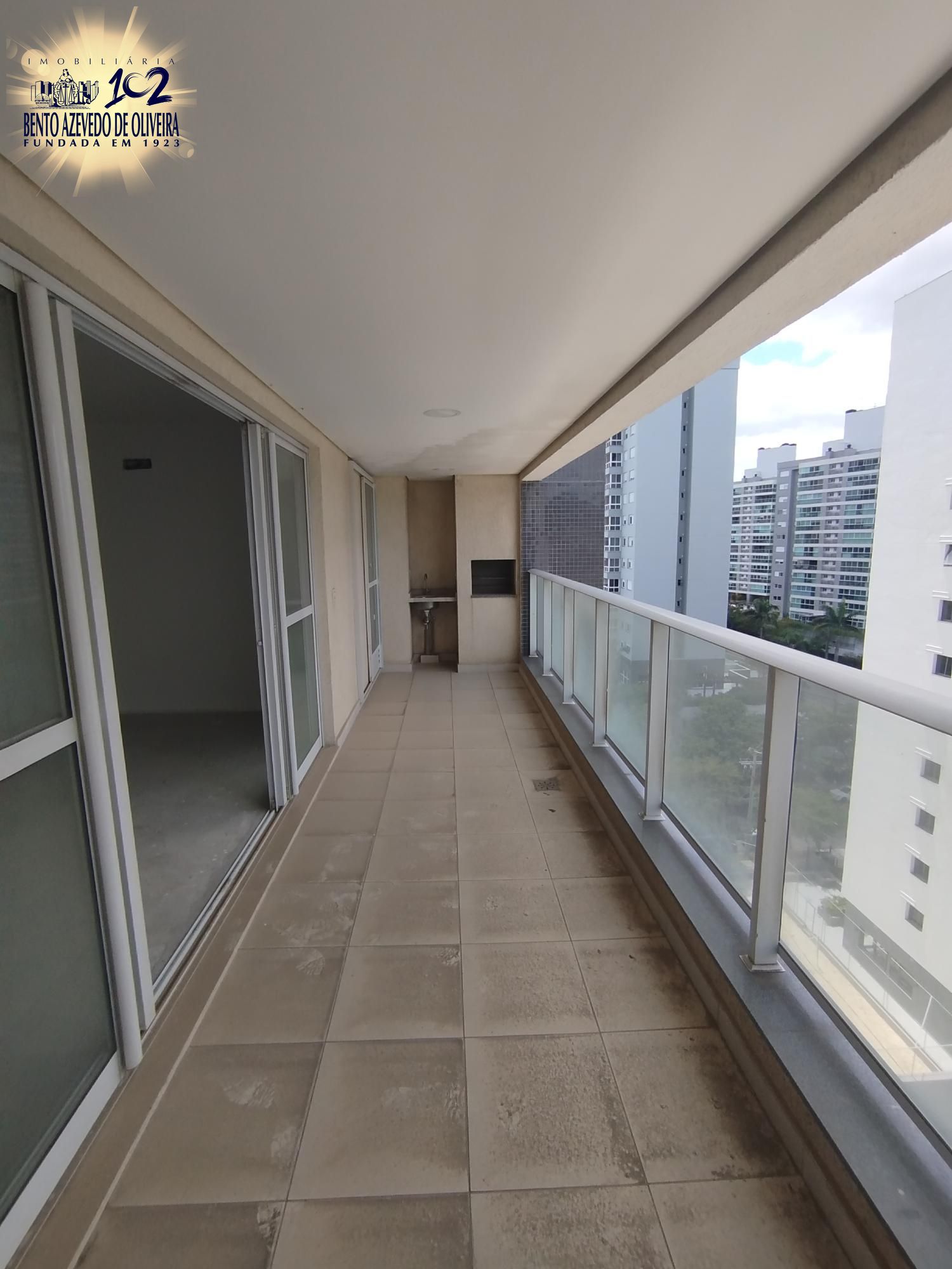 Apartamento, 3 quartos, 127 m² - Foto 2