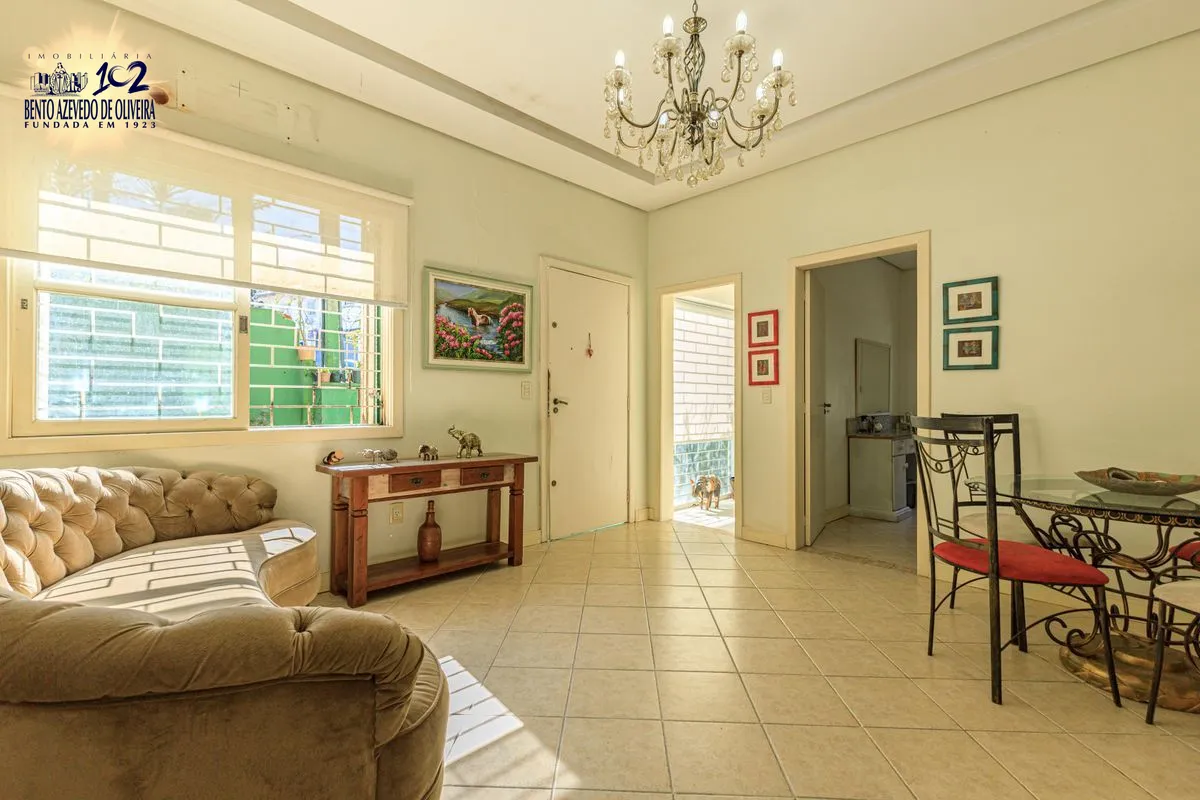 Casa, 4 quartos, 199 m² - Foto 1