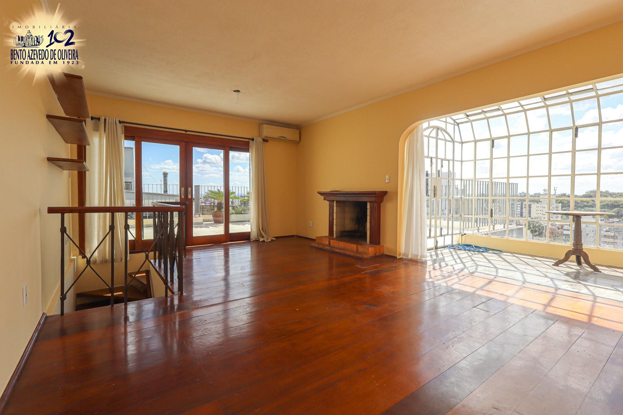 Cobertura, 3 quartos, 243 m² - Foto 2