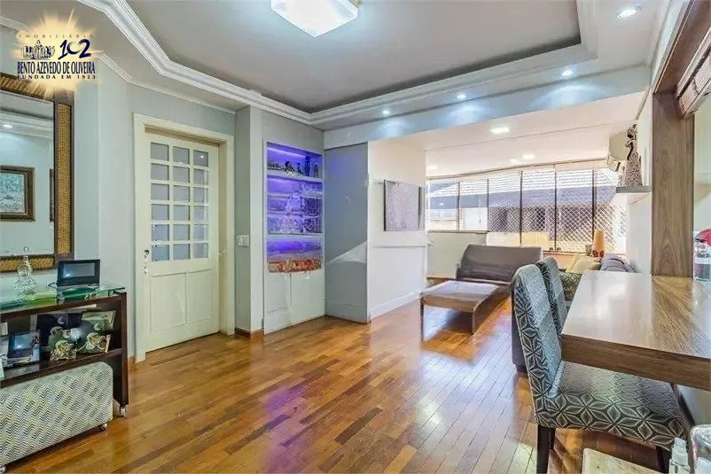 Cobertura, 3 quartos, 208 m² - Foto 2