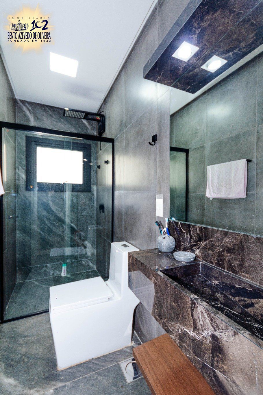 Casa, 4 quartos, 225 m² - Foto 45