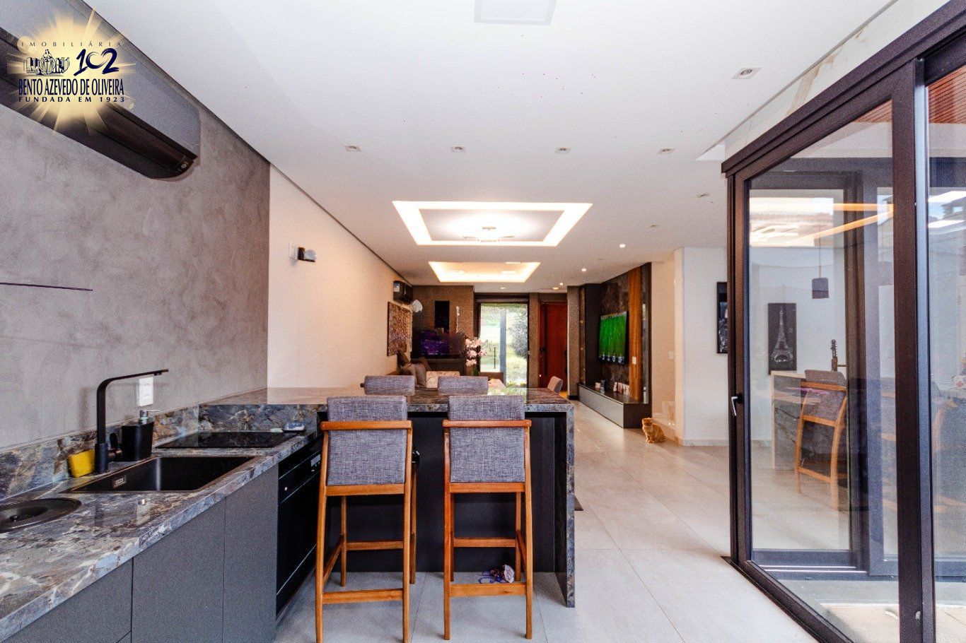 Casa, 4 quartos, 225 m² - Foto 14
