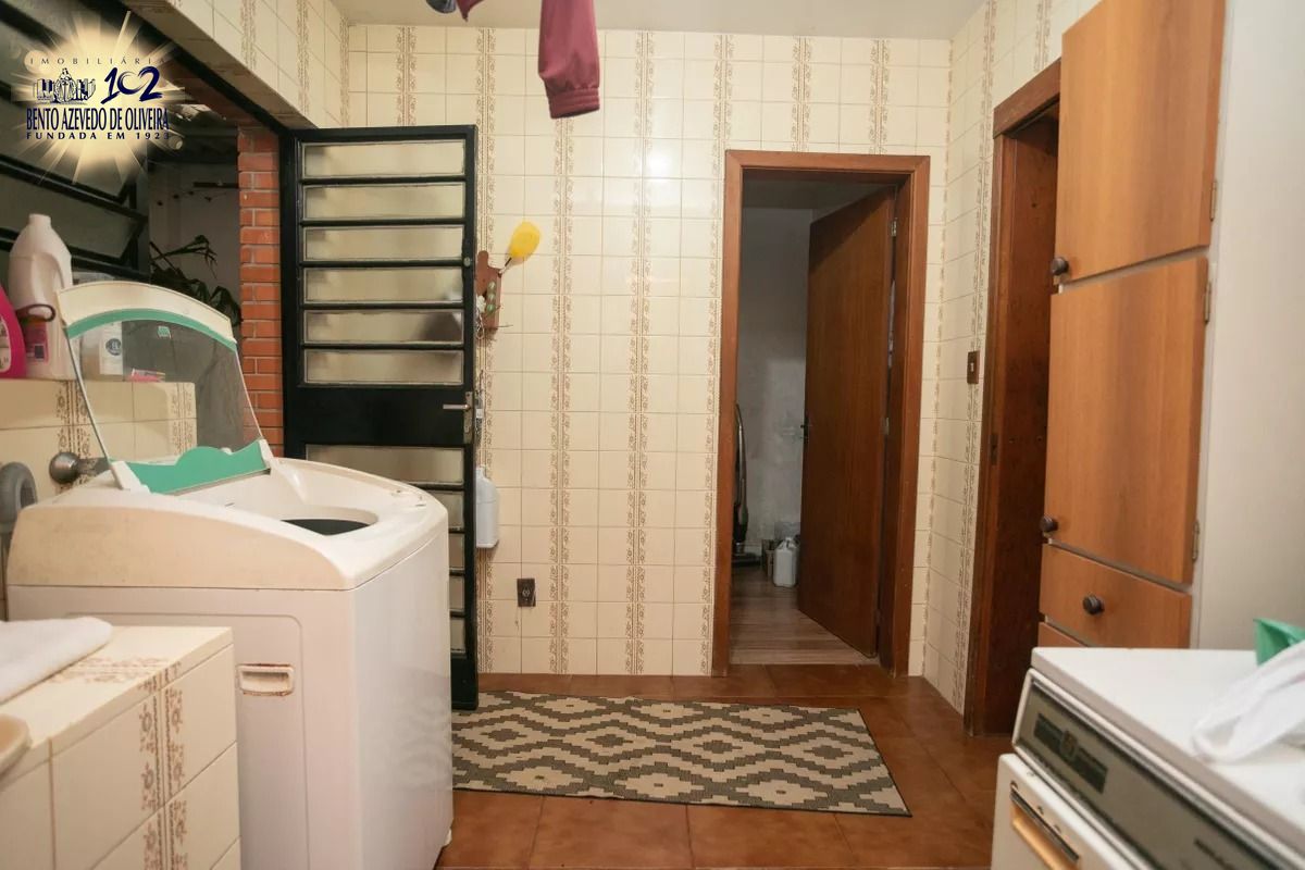 Casa, 4 quartos, 280 m² - Foto 38
