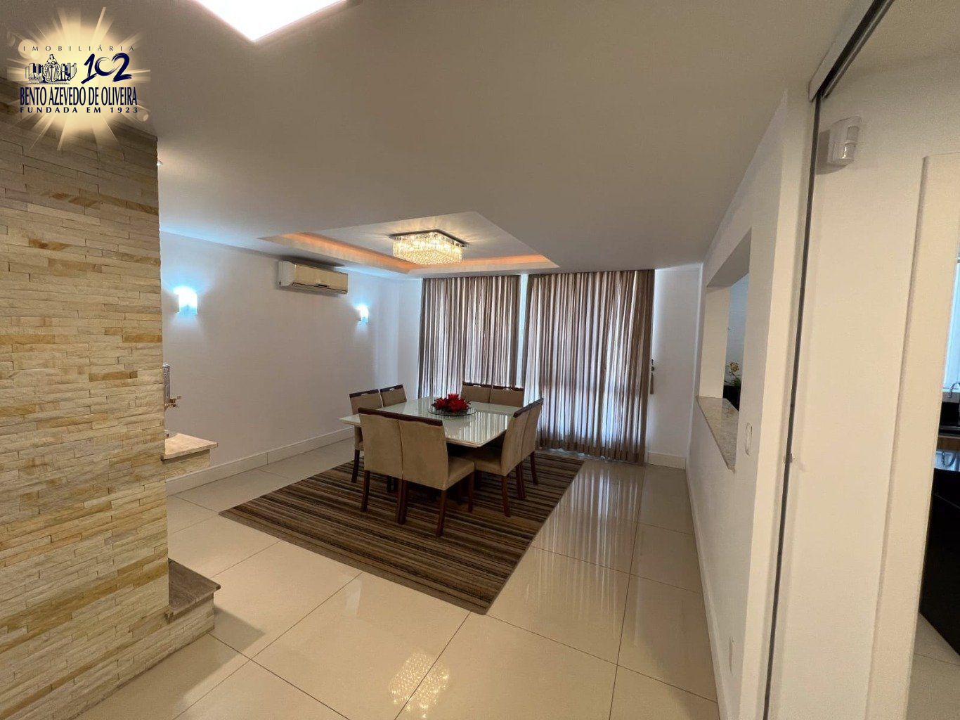 Casa, 3 quartos, 301 m² - Foto 4