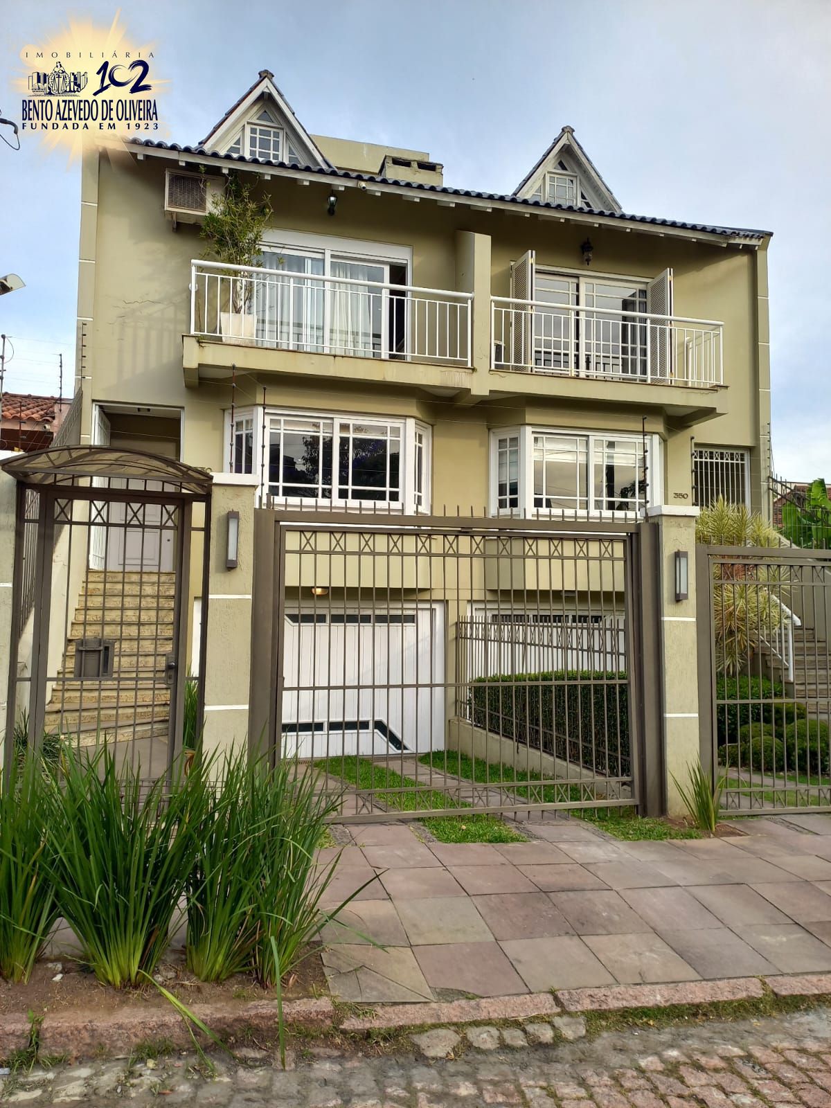 Casa, 4 quartos, 362 m² - Foto 1