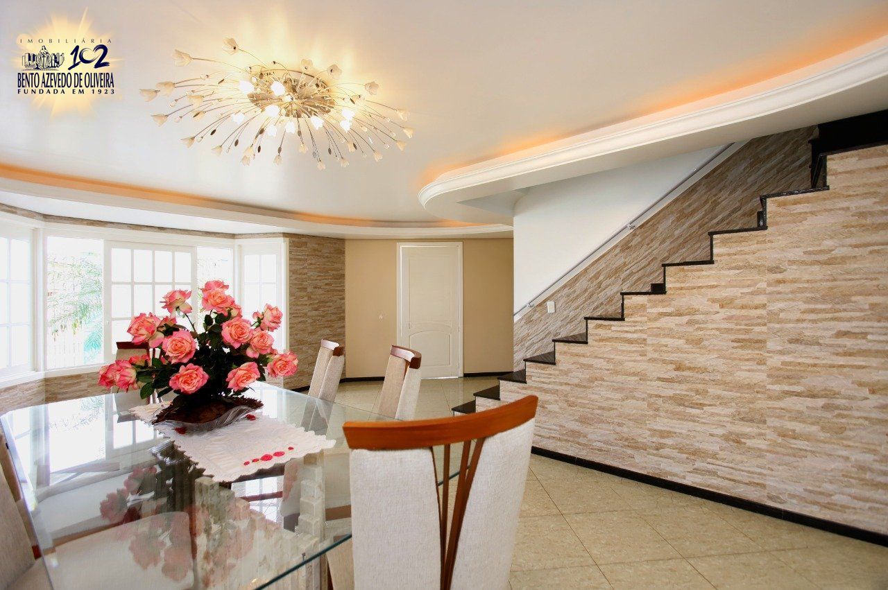 Casa, 3 quartos, 263 m² - Foto 2