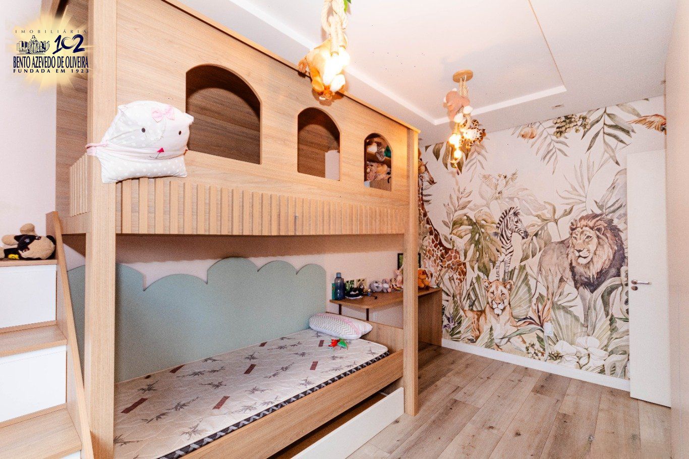Casa, 4 quartos, 225 m² - Foto 39
