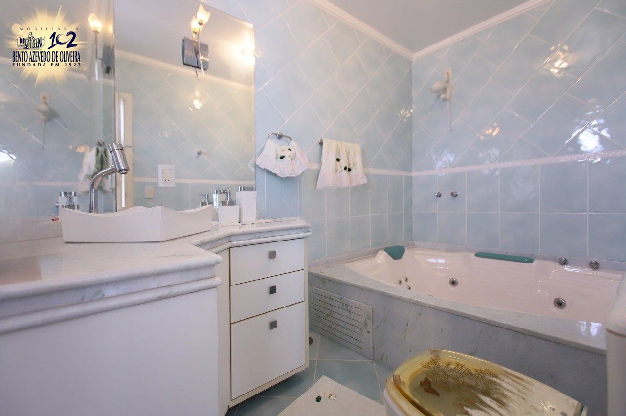 Casa, 3 quartos, 263 m² - Foto 20