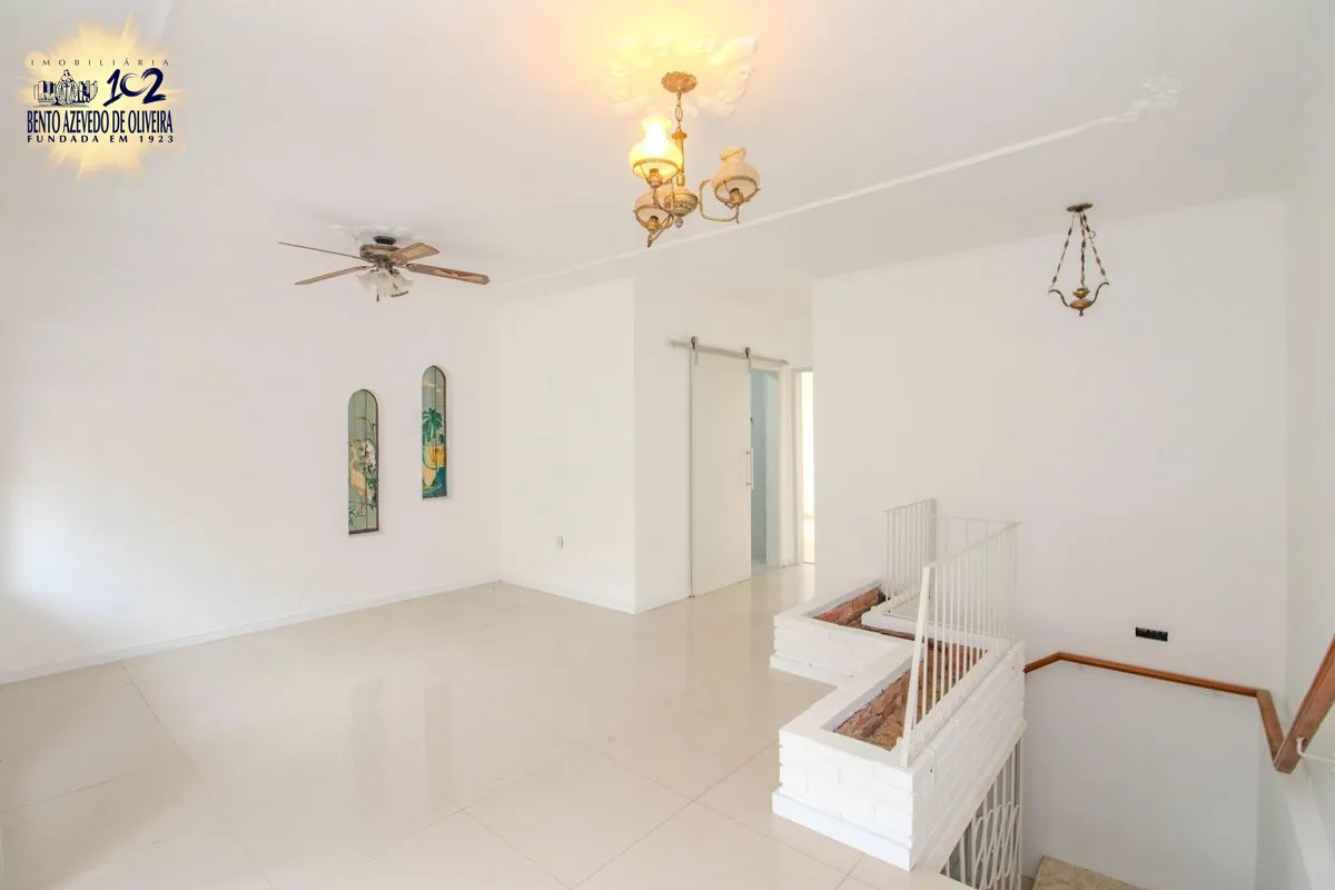 Casa, 3 quartos, 190 m² - Foto 1