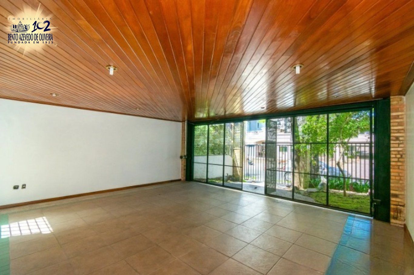 Casa, 4 quartos, 234 m² - Foto 1