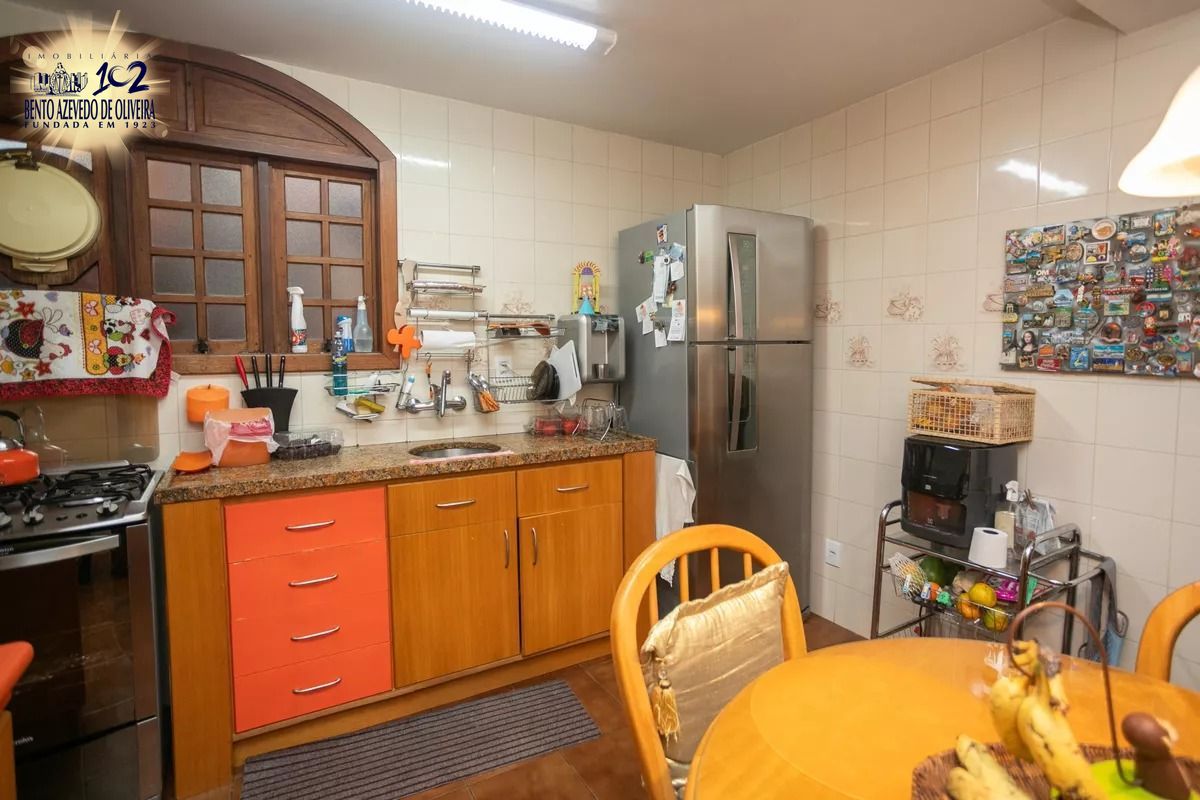 Casa, 4 quartos, 280 m² - Foto 12