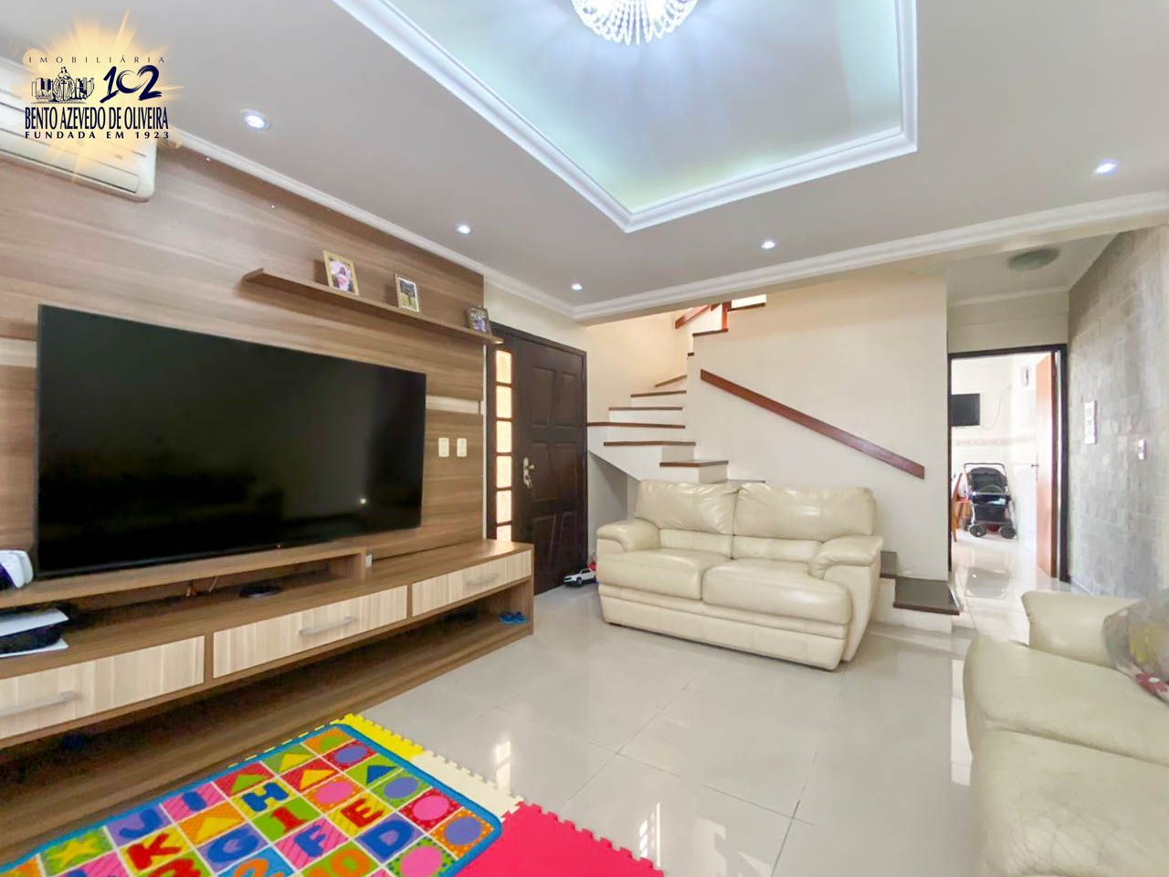 Casa, 3 quartos, 220 m² - Foto 3