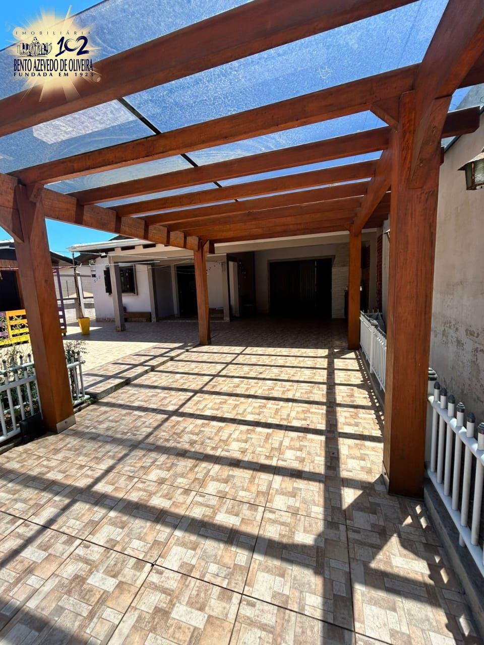 Casa, 4 quartos, 200 m² - Foto 1