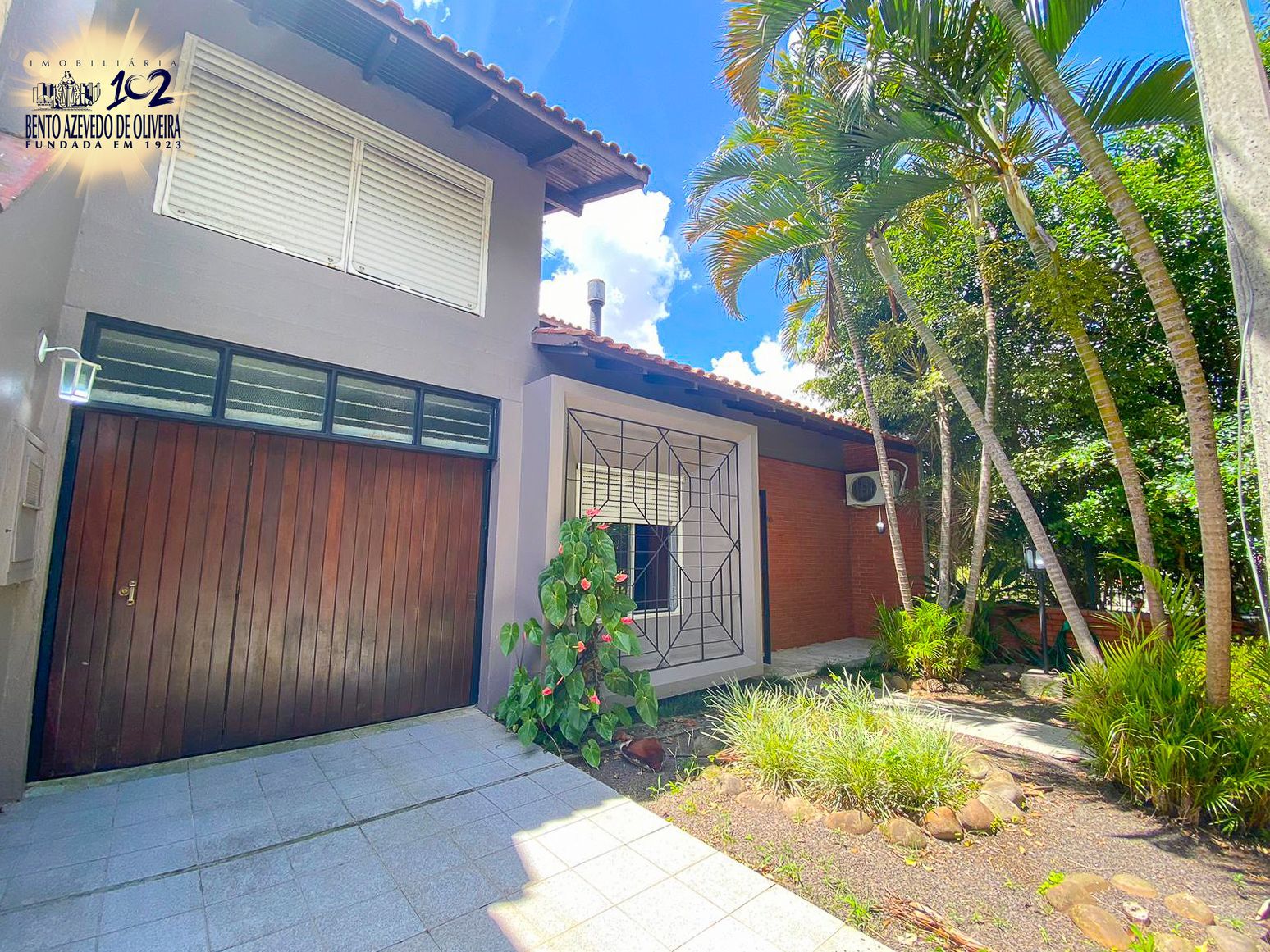 Casa, 4 quartos, 175 m² - Foto 1