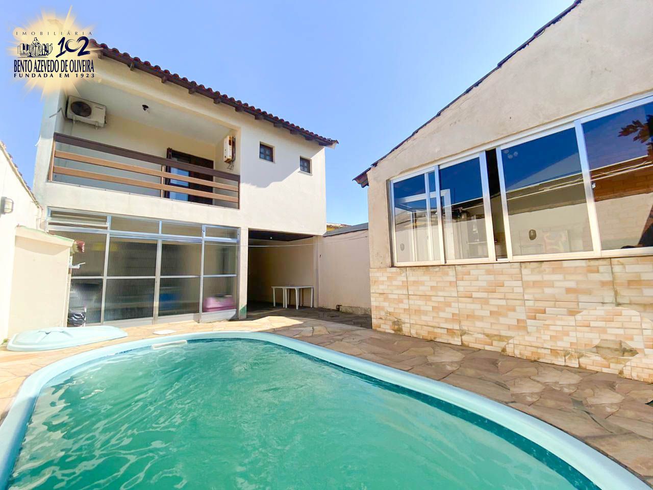 Casa, 3 quartos, 220 m² - Foto 1