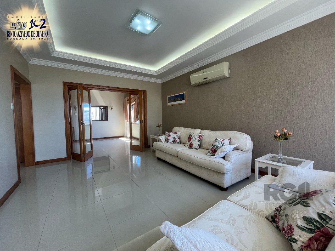 Apartamento, 3 quartos, 140 m² - Foto 2