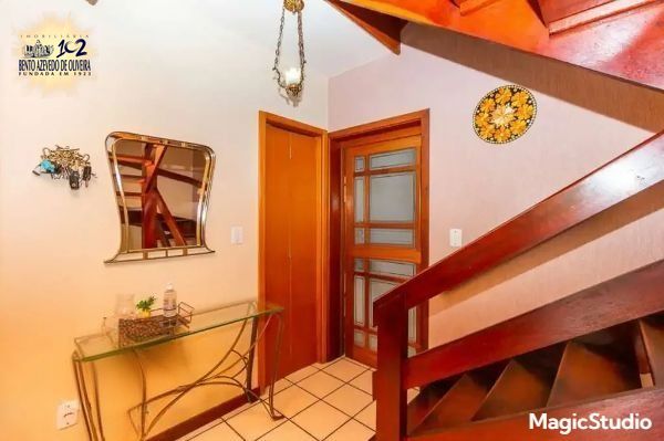 Casa, 5 quartos, 235 m² - Foto 4