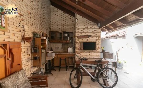 Casa, 3 quartos, 218 m² - Foto 37