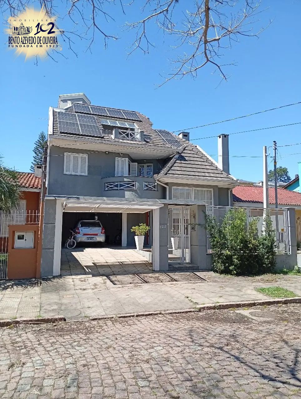 Casa, 4 quartos, 330 m² - Foto 1