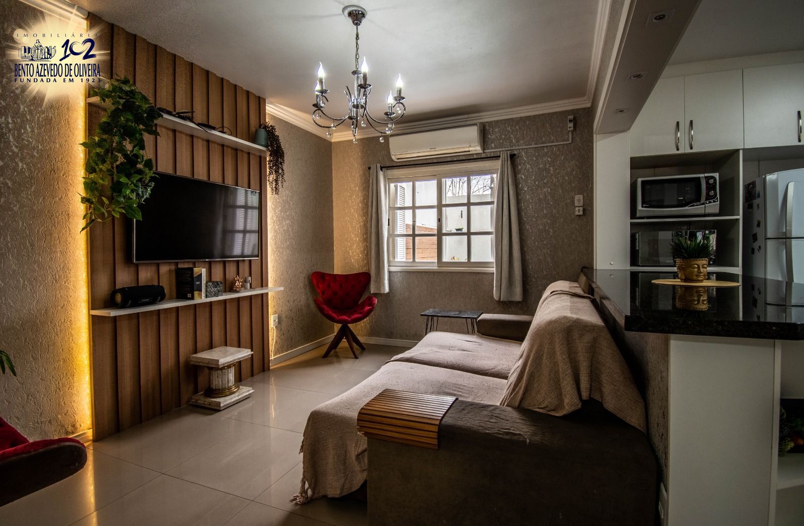 Casa, 3 quartos, 216 m² - Foto 2