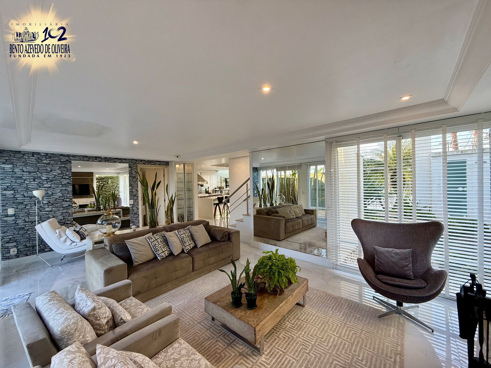 Casa, 4 quartos, 270 m² - Foto 10