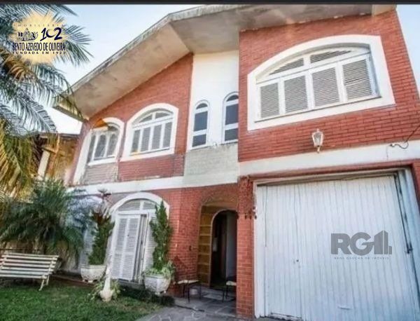 Casa, 4 quartos, 242 m² - Foto 1