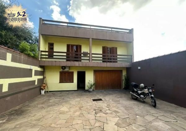 Casa, 4 quartos, 300 m² - Foto 1