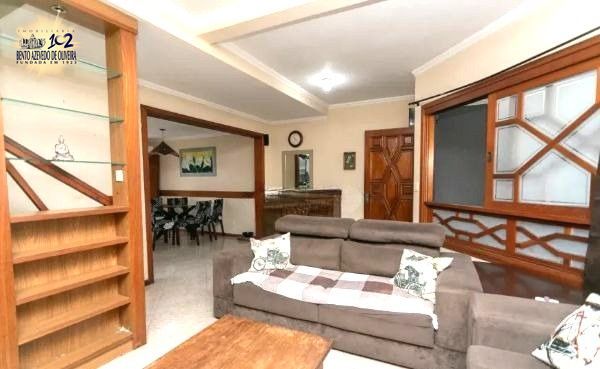 Casa, 3 quartos, 218 m² - Foto 2
