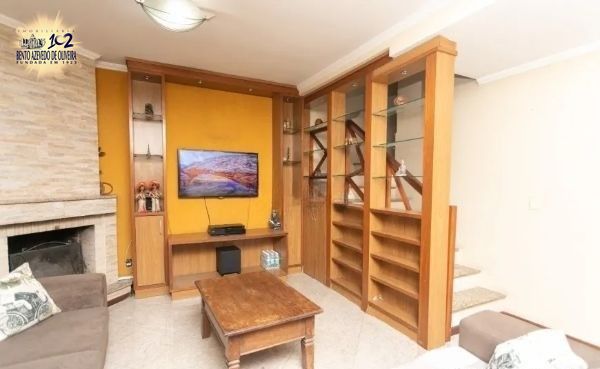 Casa, 3 quartos, 218 m² - Foto 4