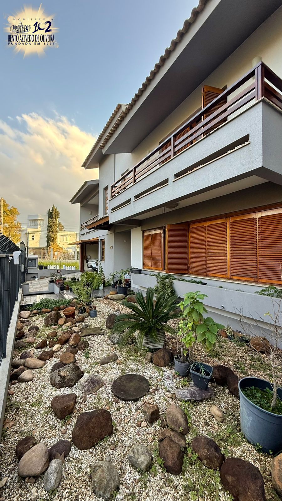 Casa, 3 quartos, 279 m² - Foto 1
