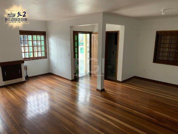 Casa, 3 quartos, 183 m² - Foto 2