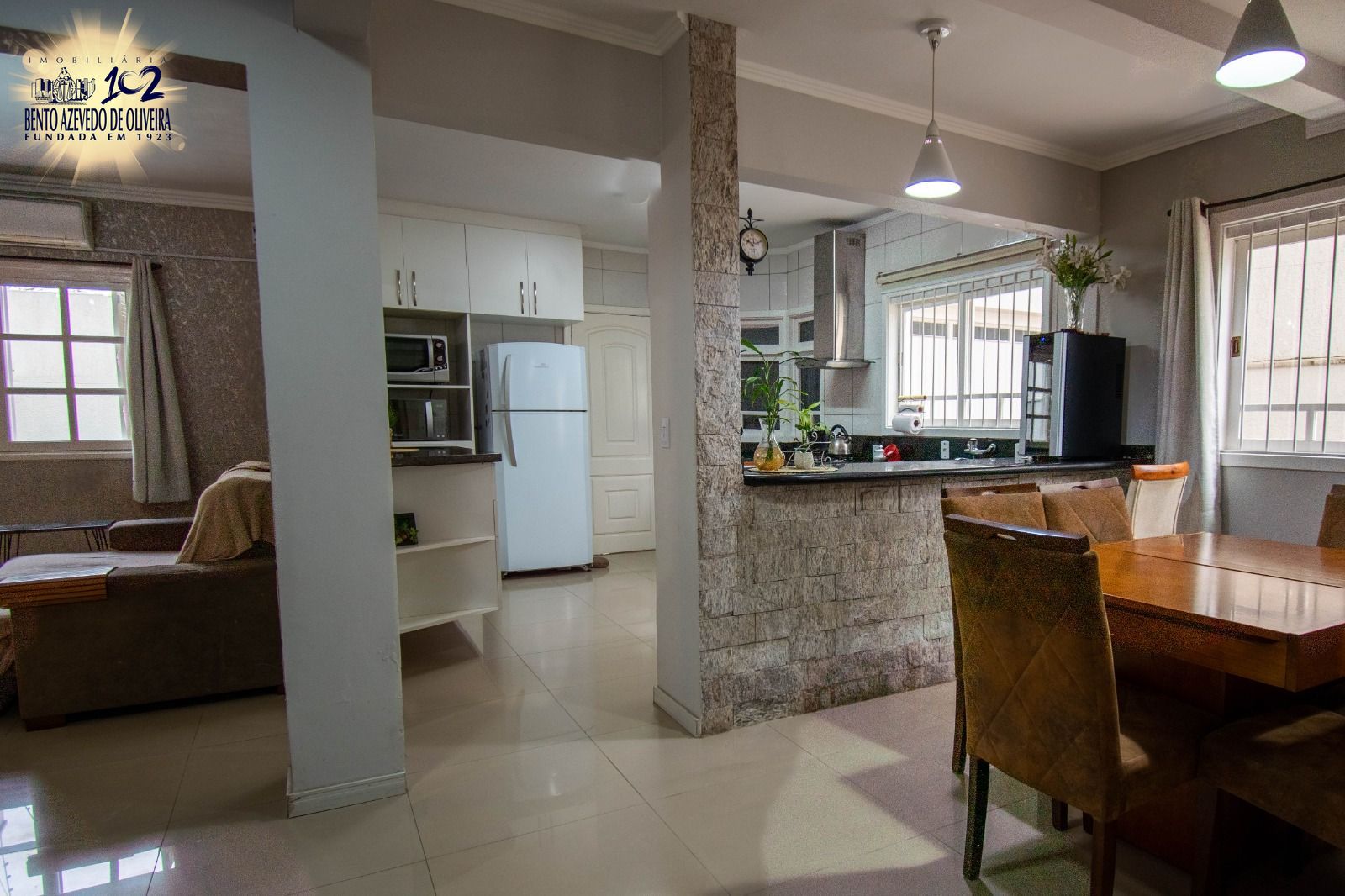 Casa, 3 quartos, 216 m² - Foto 4
