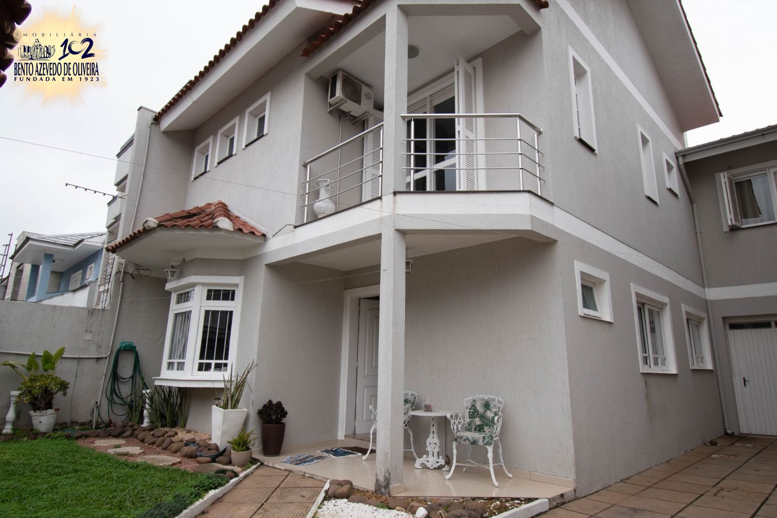 Casa, 3 quartos, 216 m² - Foto 1