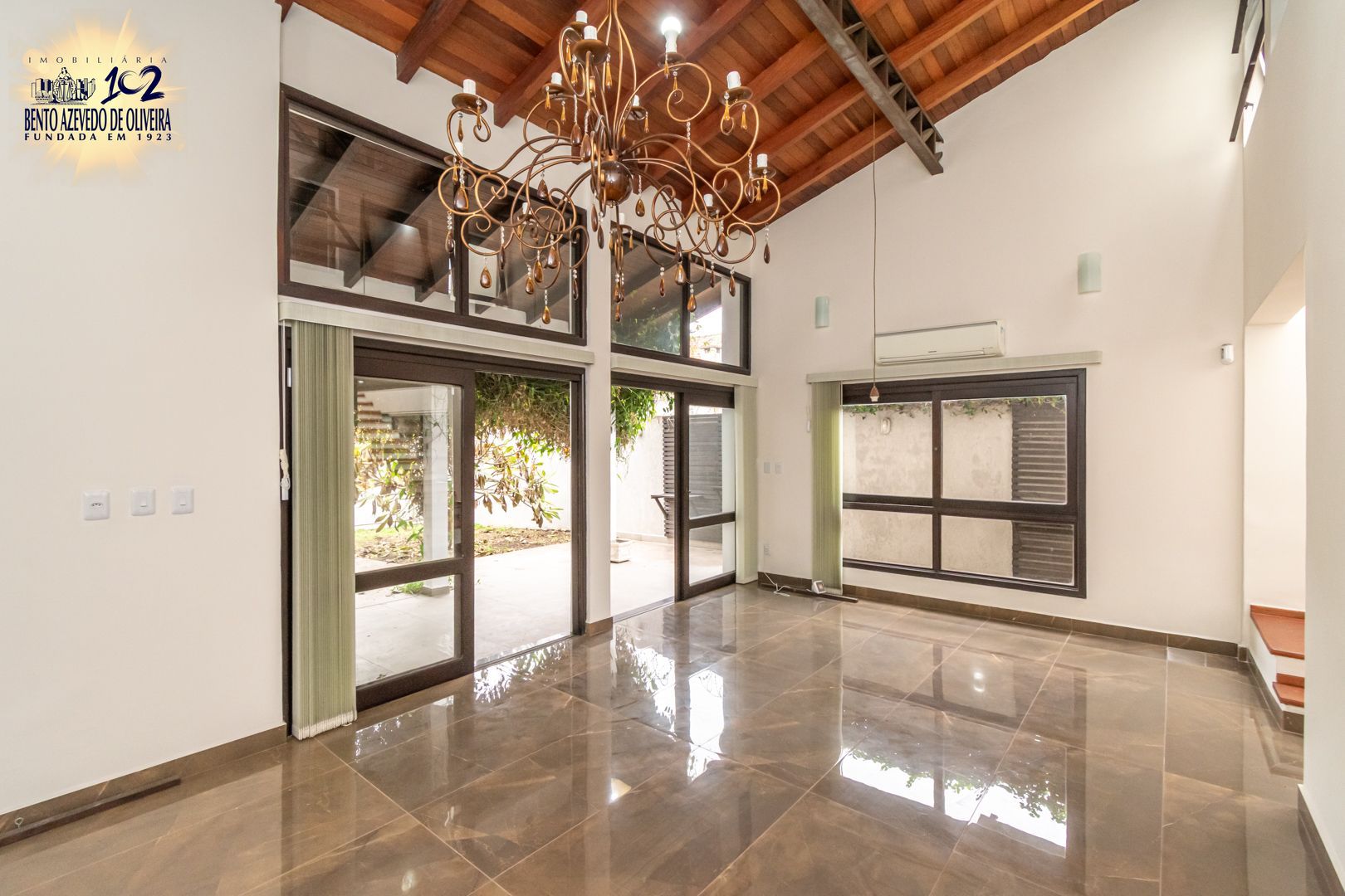 Casa, 3 quartos, 354 m² - Foto 2