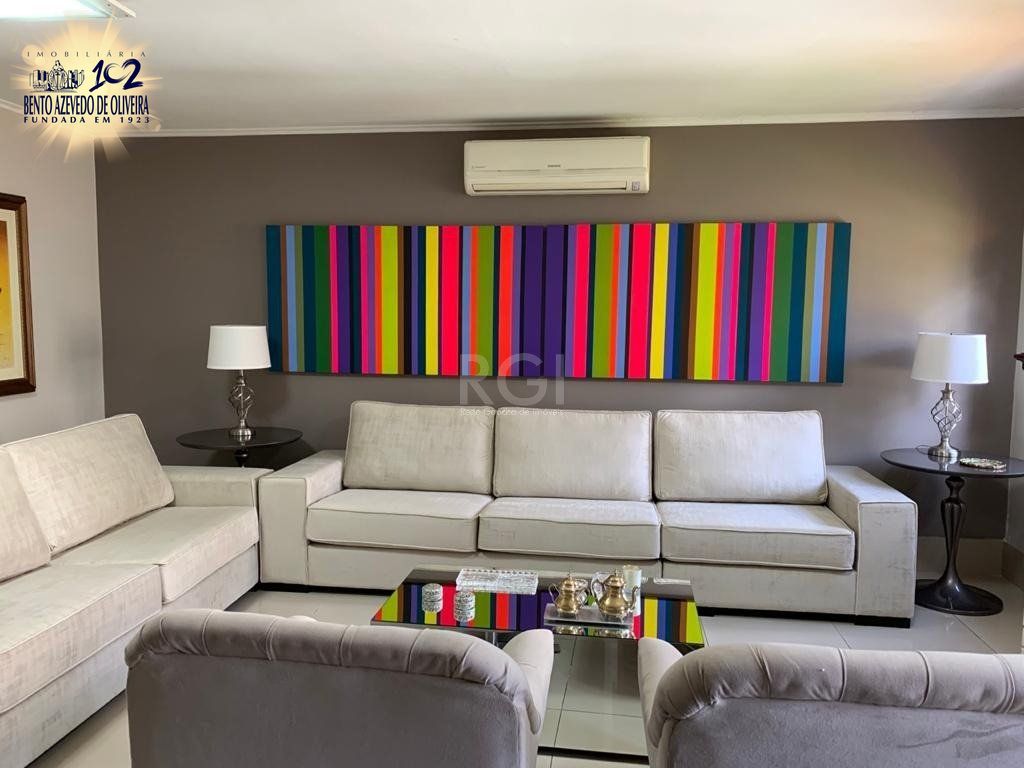 Casa, 4 quartos, 323 m² - Foto 2