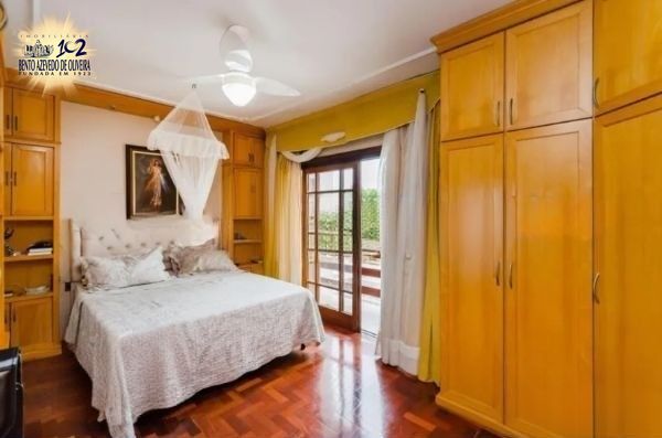 Casa, 3 quartos, 245 m² - Foto 8
