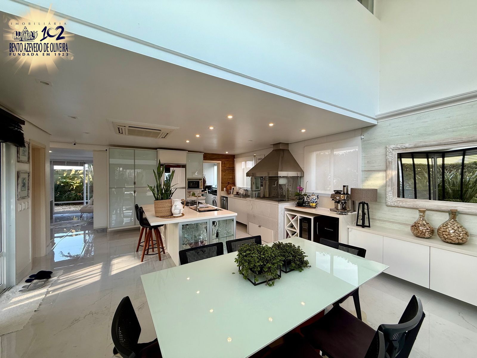 Casa, 4 quartos, 270 m² - Foto 7