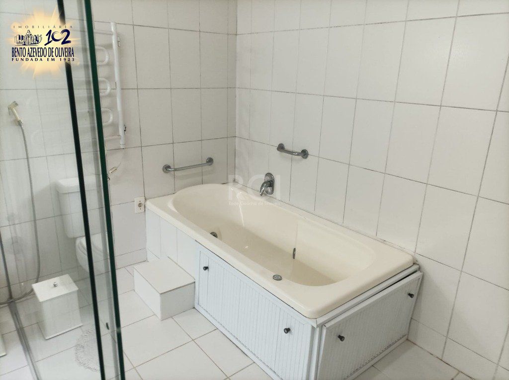 Casa, 3 quartos, 239 m² - Foto 30